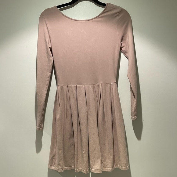 Aritzia Talula Long Sleeve Dress - Small - Picture 2 of 3
